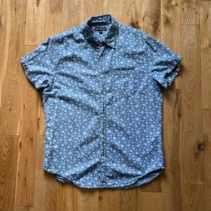 Men’s J.Crew Mercantile Button Down